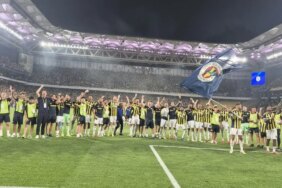 fenerbahce-5-2-feyenoord-play-offa-yukseldi-vwMRh5R7.jpg