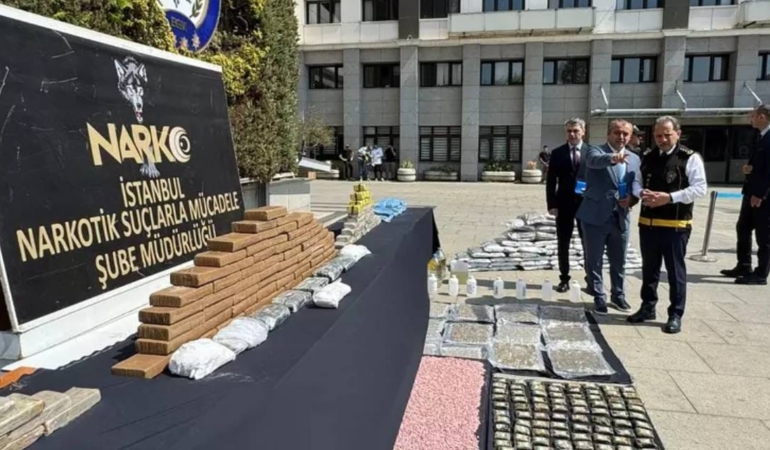 Uyuşturucu operasyonunda yakalanan 20 şüpheli tutuklandı
