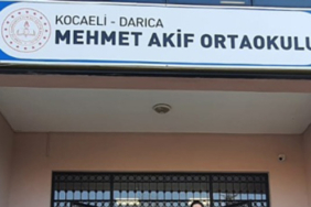 velinin-okul-idarecisine-bicak-cektigi-iddiasina-sorusturma-VeJu8Vcb.jpg