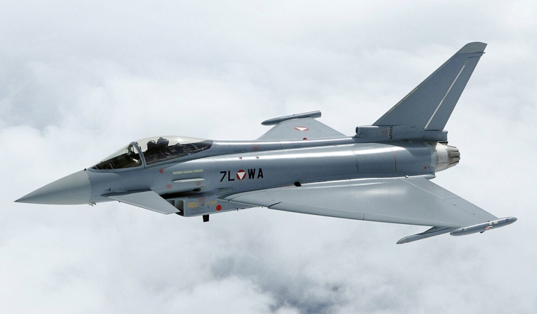 Eurofighter Typhoon alımı için imzalar atıldı