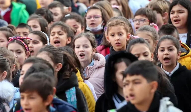 Tüm okullarda uygulanacak! Pazartesi gününe tarih verildi