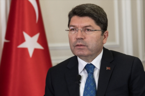 yilmaz-tunc-adaletin-yuzyilini-guclu-temeller-uzerine-insa-ediyoruz-FMwuseW1.jpg