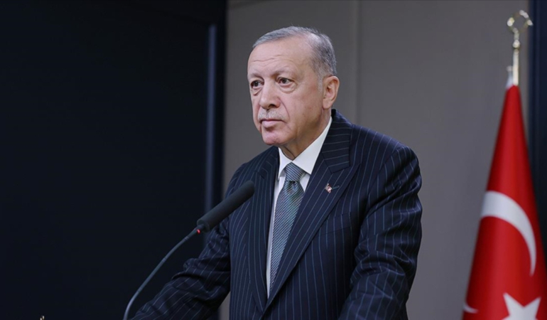 Cumhurbaşkanı Erdoğan: Kocaeli’deki yangında hayatını kaybedenlere rahmet diliyorum