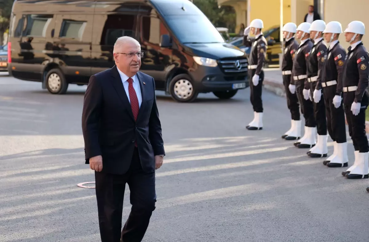 milli-savunma-bakani-yasar-guler-konyada-tedarikci-bulusmalarina-katildi-qp6mRsIm.jpg
