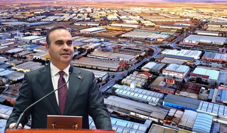 Sanayi Bakanı Mehmet Fatih Kacır, organize sanayi bölgelerindeki 21,7 milyon metrekarelik yatırım yeri için 5 bin 318 başvuru olduğunu söyledi