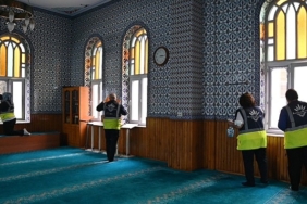 karabaglarda-camilere-ramazan-temizligi-vURG3Czz.jpg