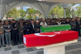 gazi-polis-memuru-mehmet-emrullah-kaya-kayseride-son-yolculuguna-ugurlandi-DvAIaPVu.jpg