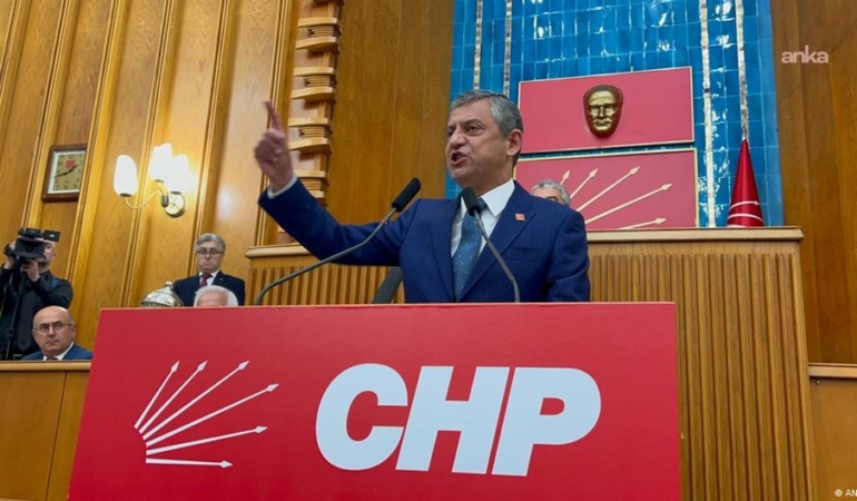 CHP’de yol ayrımı: Yeni bir parti seçeneği güçleniyor