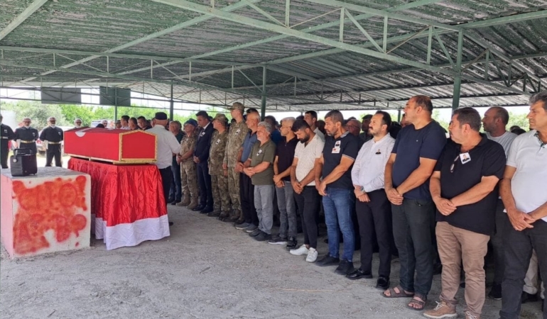 Hatay’da kazada yaralanan uzman çavuştan acı haber