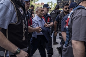 tuncay-sonelaa-2478434-1