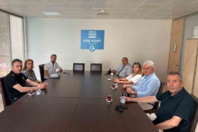 kusadasi-limaninda-indi-bindi-krizi-sektor-temsilcilerinden-yeni-uygulamaya-tepki-CaBEfAal.jpg