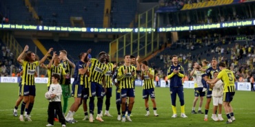 fenerbahce-3-puani-tarihi-skorla-aldi-uIhhO4qv.jpg