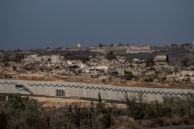 filistin-topraklarini-gasbeden-israilliler-celiledeki-arap-beldesinde-kacak-yerlesim-kurdu-GsMYnId4.jpg