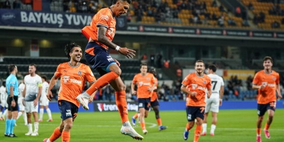 İstanbul Başakşehir 4 maçlık galibiyet özlemine son verdi