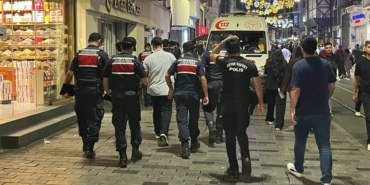 istanbul-merkezli-ailem-guvende-operasyonunda-26-supheli-yakalandi-wlCd7pxq.jpg