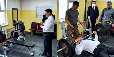 mogolistan-cumhurbaskanindan-spor-salonunda-sov-90-kiloyla-20-tekrar-yapti-VMtaG7dc.jpg