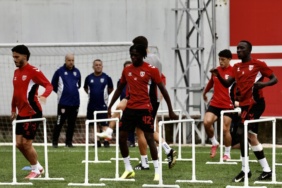 samsunspor-super-ligde-yarin-erzurumspor-fkye-konuk-olacak-xR1YguRt.jpg