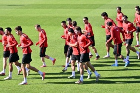 a-milli-futbol-takimi-italya-macinin-hazirliklarini-tamamladi-xsiU3OCV.jpg